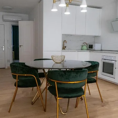 Bouganvillas 1 Bed In Appartement *